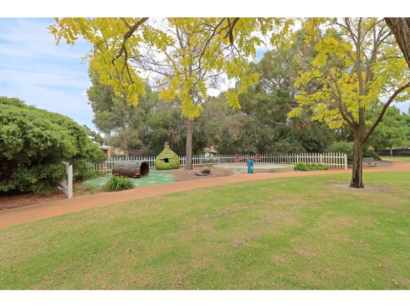 178 Glen Iris Drive, Jandakot WA 6164