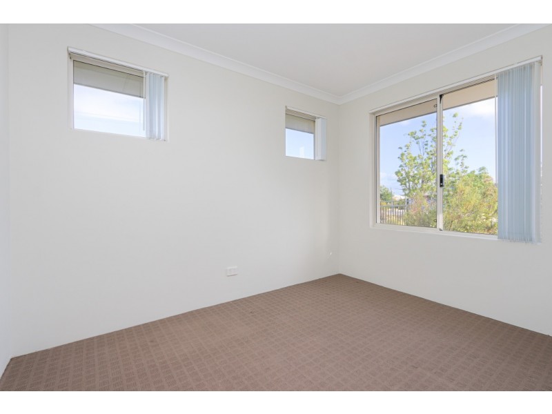 10C Terracina Parkway, Piara Waters WA 6112