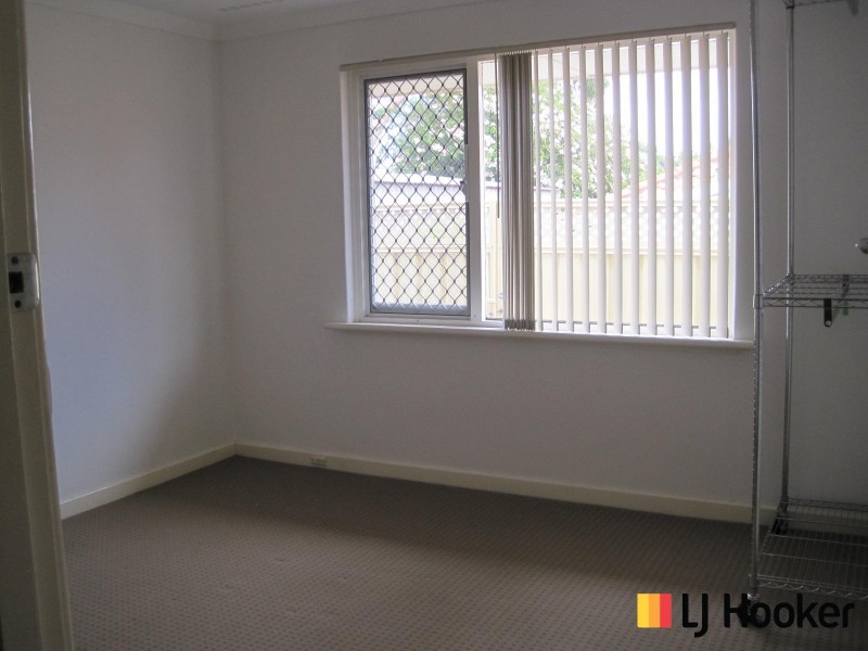 15 Mandora Way, Riverton WA 6148