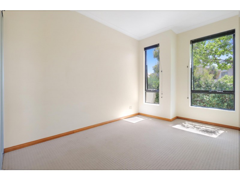 42 Blackrock Avenue, Butler WA 6036