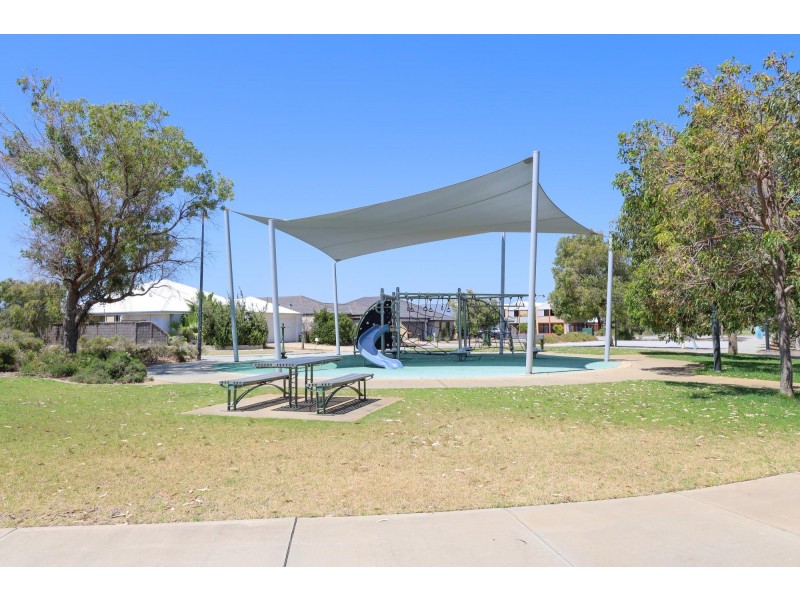 42 Blackrock Avenue, Butler WA 6036