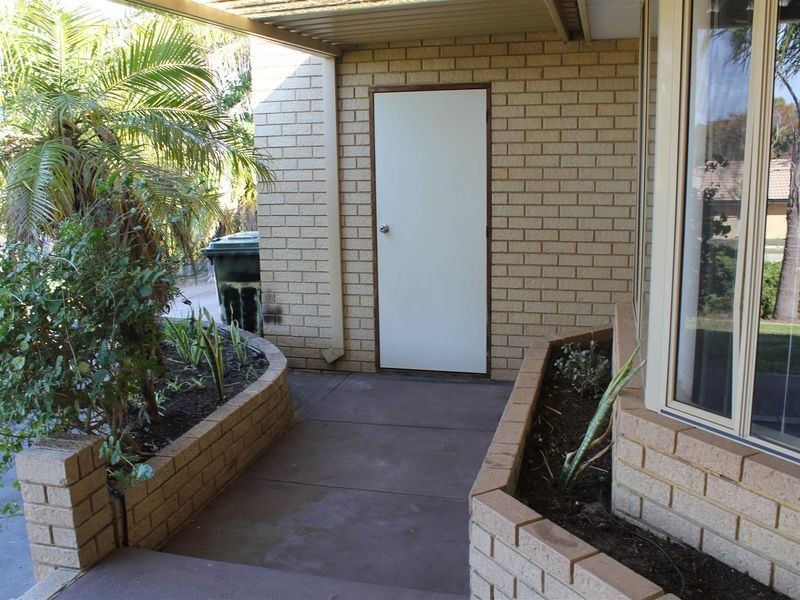 26 Conigrave Road, Yangebup WA 6164