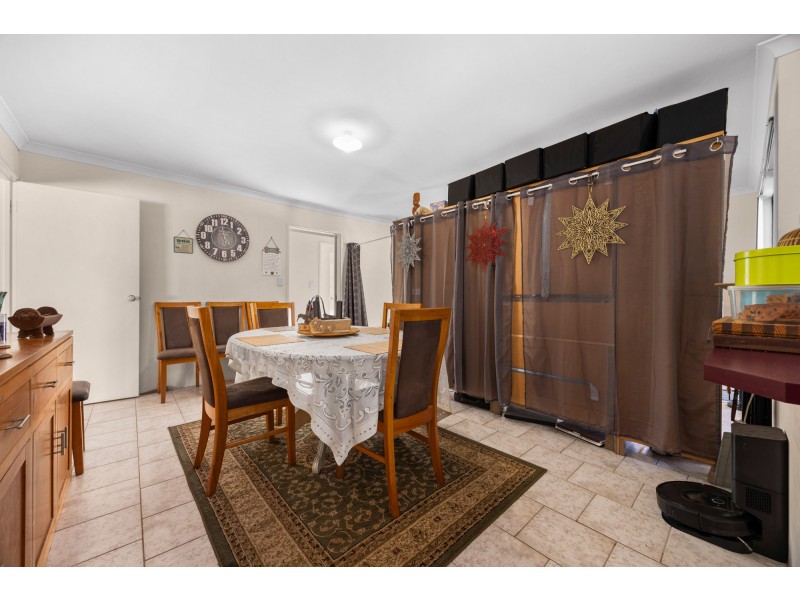 14 Calophylla Way, High Wycombe WA 6057