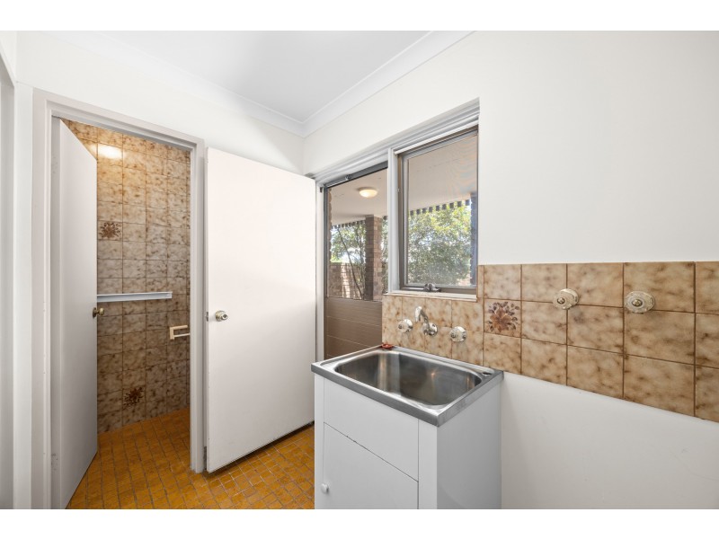 5/7 Fisher Street, Rockingham WA 6168