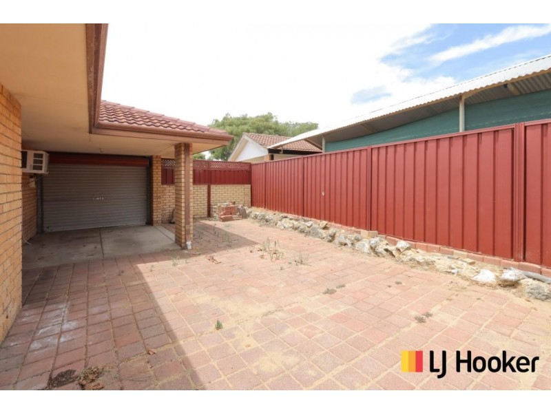 37 Camfield Loop, Parmelia WA 6167