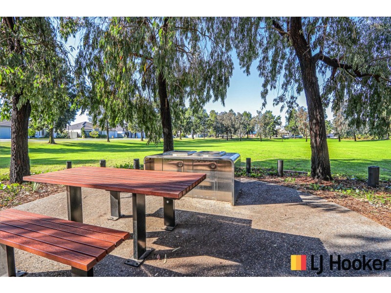 41 Camden Boulevard, Aubin Grove WA 6164