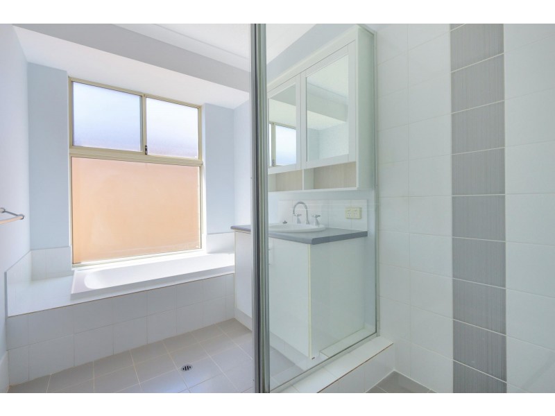 12 Smailes Elbow, Brookdale WA 6112