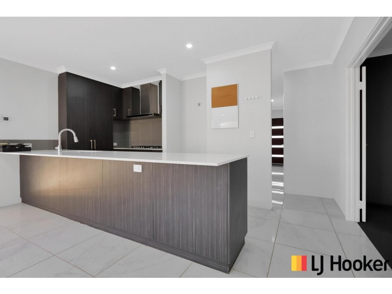 63 Ashworth Way, Brookdale WA 6112