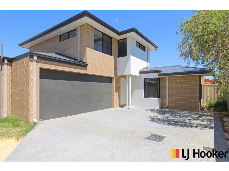 8D Wellington Street, Queens Park WA 6107