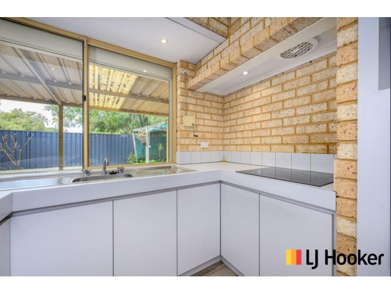 15 Carmody Road, Waikiki WA 6169