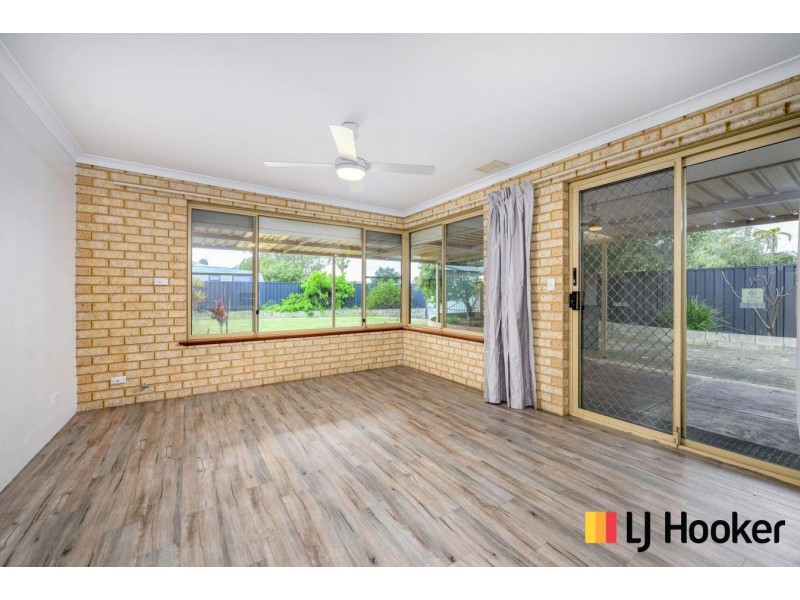 15 Carmody Road, Waikiki WA 6169