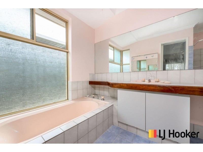 15 Carmody Road, Waikiki WA 6169