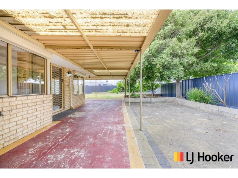 15 Carmody Road, Waikiki WA 6169