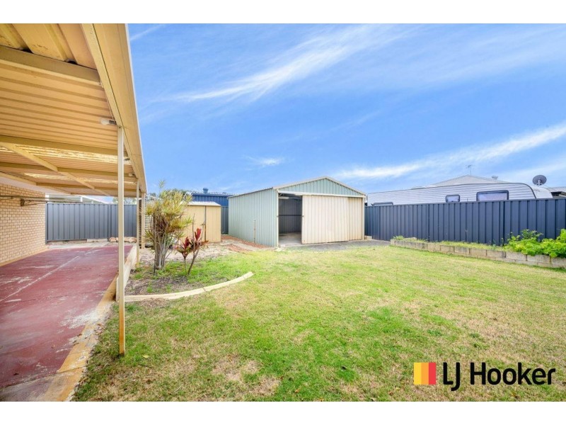 15 Carmody Road, Waikiki WA 6169