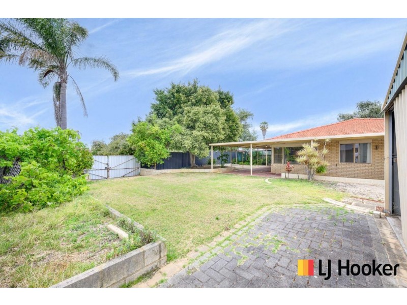 15 Carmody Road, Waikiki WA 6169