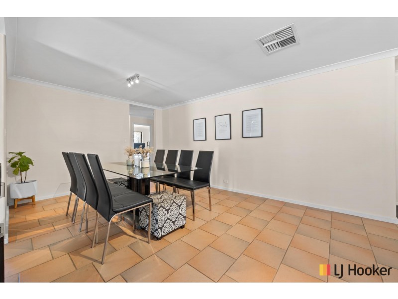 15 Larkspur Cross, Yangebup WA 6164