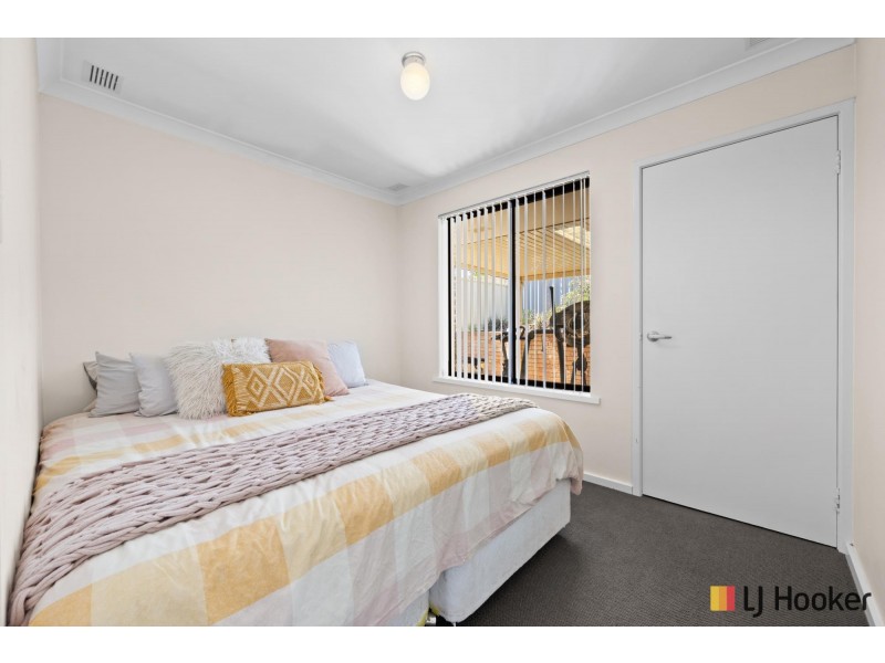 15 Larkspur Cross, Yangebup WA 6164