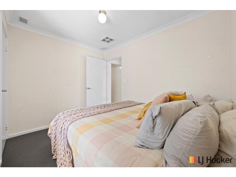 15 Larkspur Cross, Yangebup WA 6164