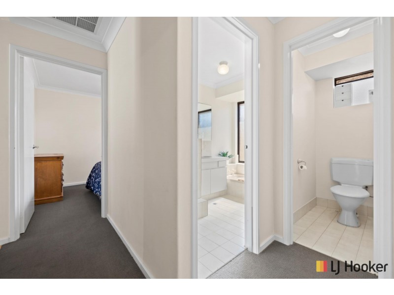 15 Larkspur Cross, Yangebup WA 6164