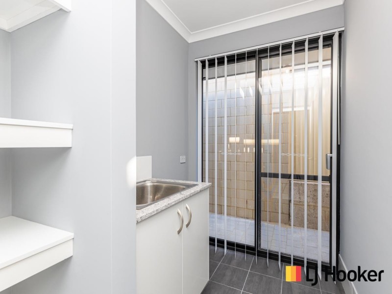 3 Wye View, Success WA 6164