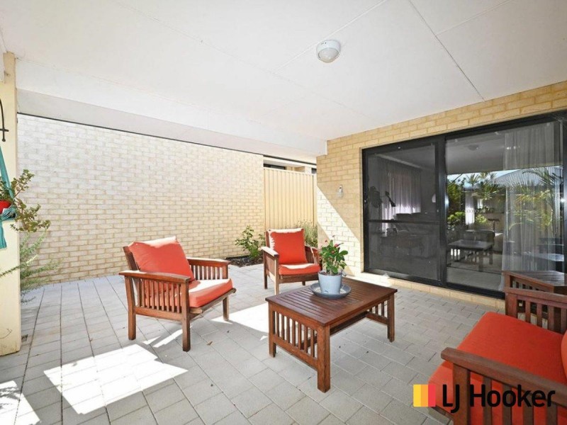 284 Camborne Parkway, Butler WA 6036