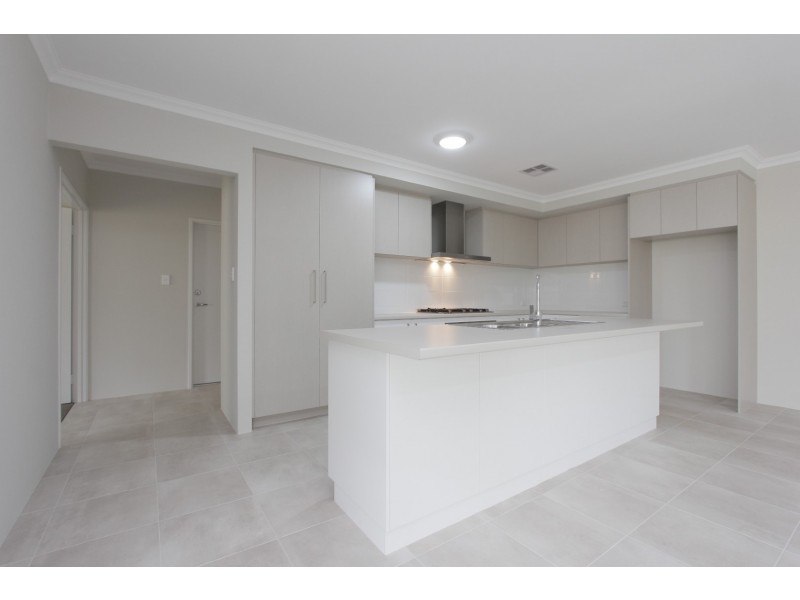 15 Dod Green, Cloverdale WA 6105