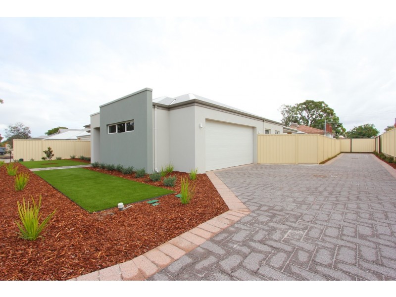 15 Dod Green, Cloverdale WA 6105