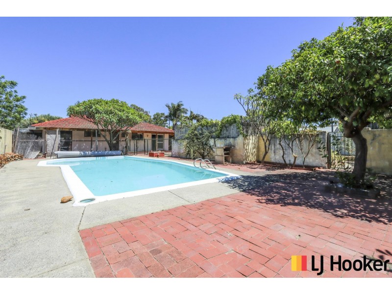 8 Colleen Street, Gosnells WA 6110