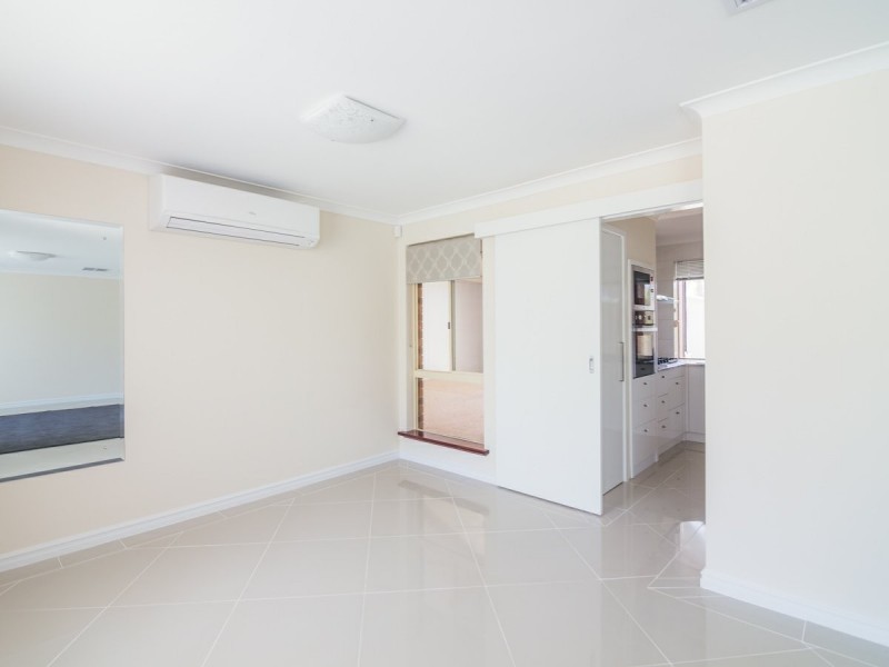 55 Ningaloo Way, Thornlie WA 6108