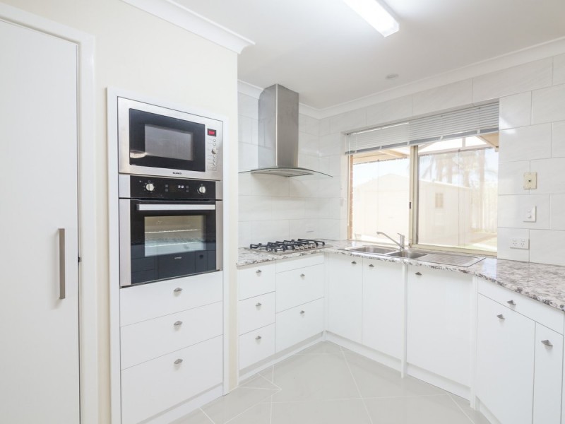 55 Ningaloo Way, Thornlie WA 6108