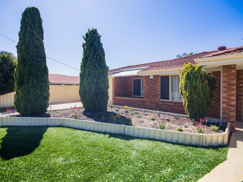 55 Ningaloo Way, Thornlie WA 6108