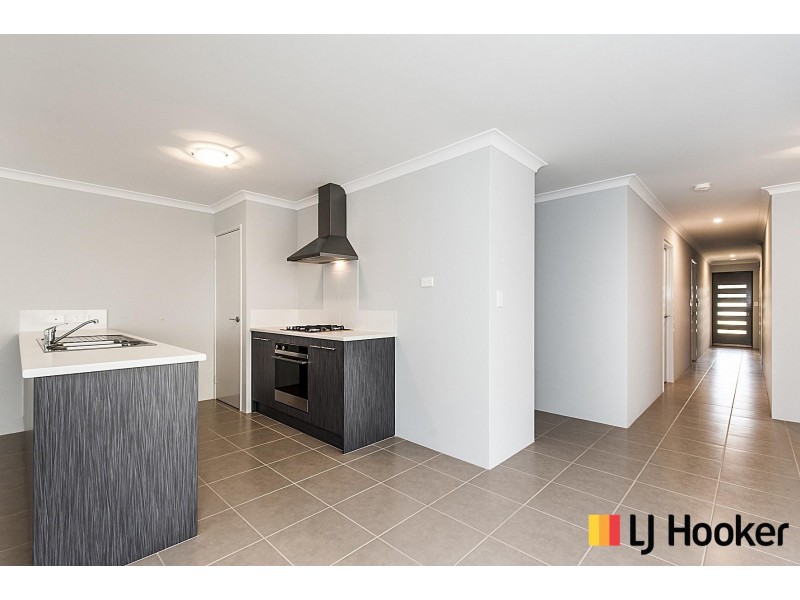 10 Vignerons Loop, Hocking WA 6065