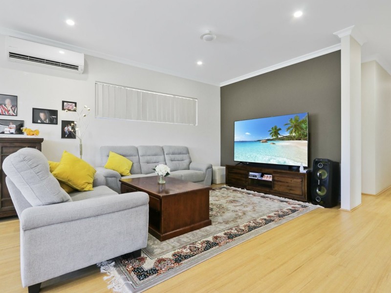 5 Volta Way, Success WA 6164