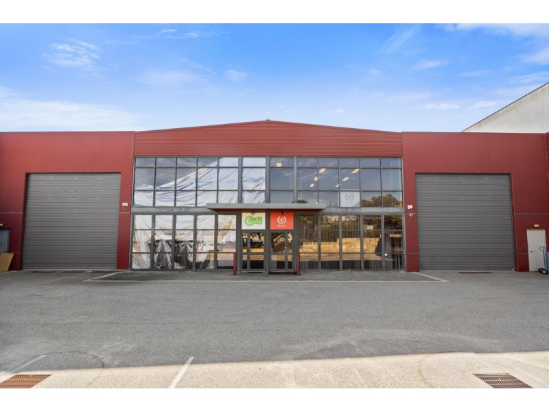 7 Whyalla Court, Bibra Lake WA 6163