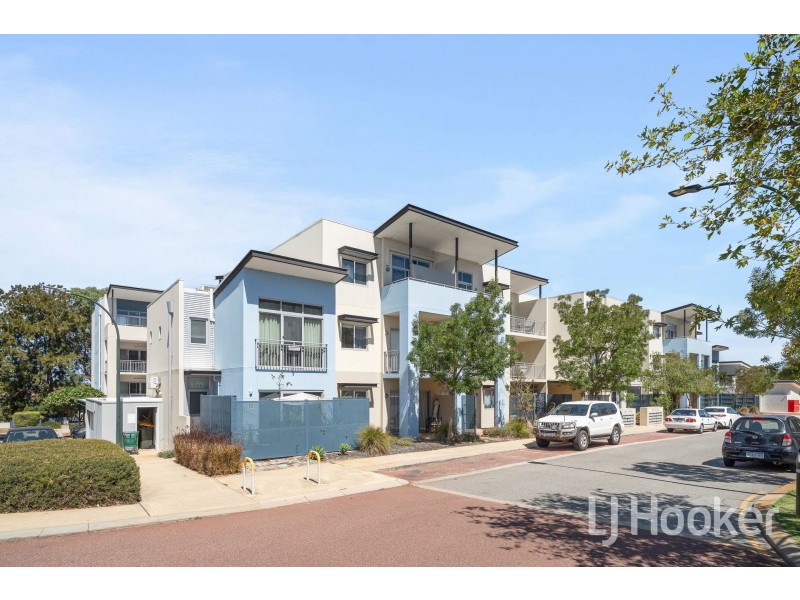 2/6 Ibera Way, Success WA 6164