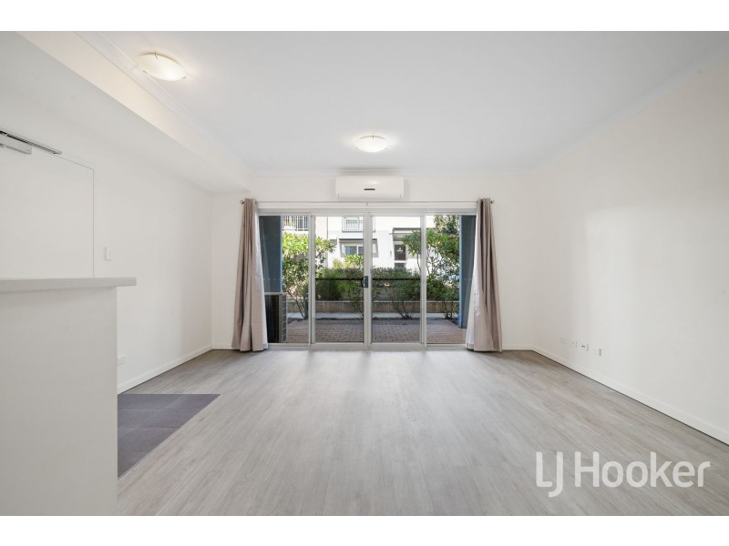 2/6 Ibera Way, Success WA 6164