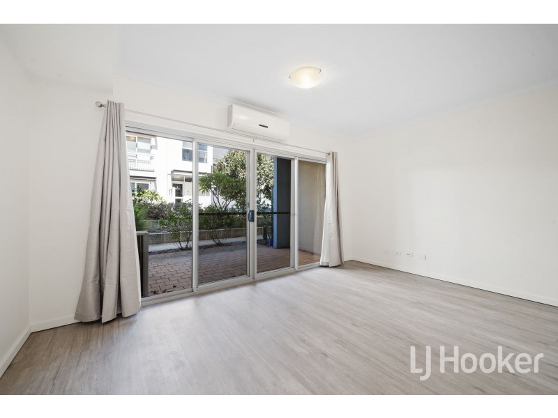 2/6 Ibera Way, Success WA 6164