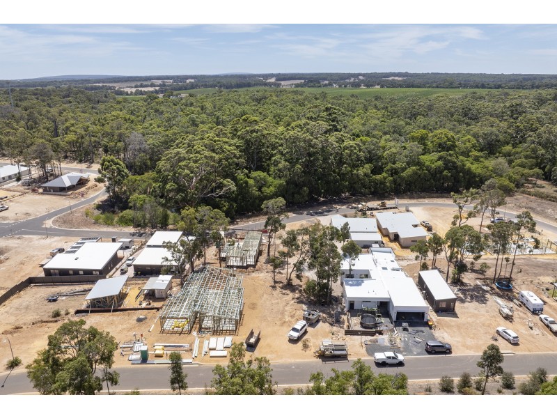 9 Surf Break Drive, Cowaramup WA 6284