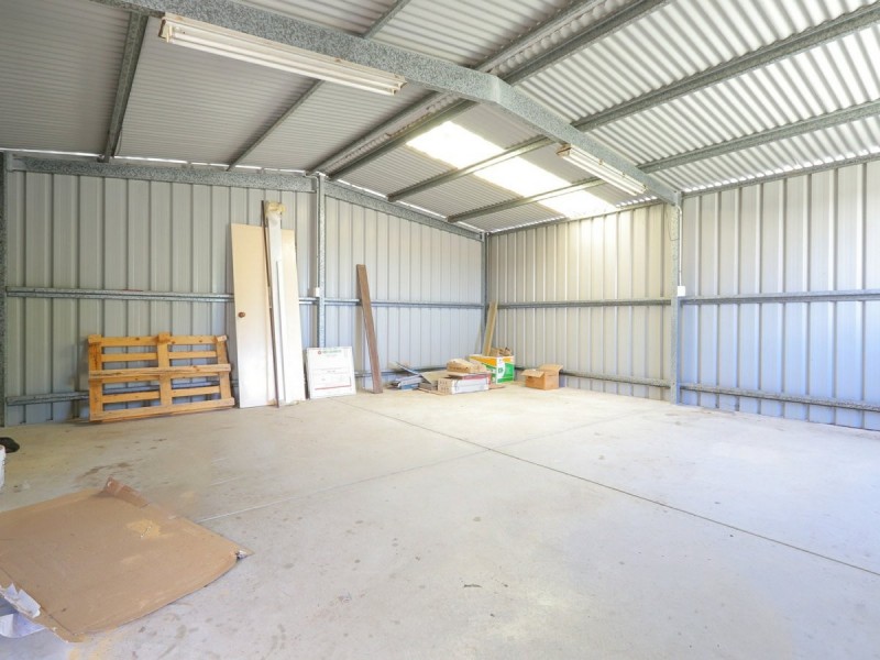 56 Regal Drive, Thornlie WA 6108