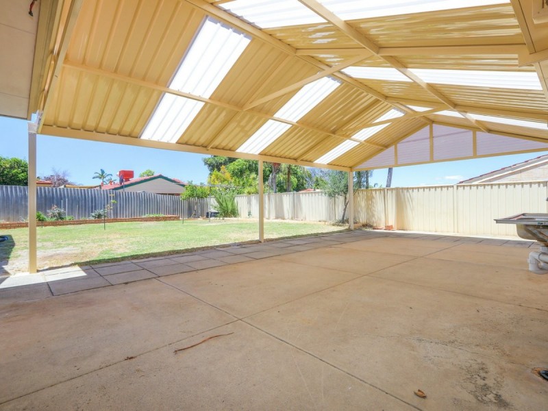 56 Regal Drive, Thornlie WA 6108