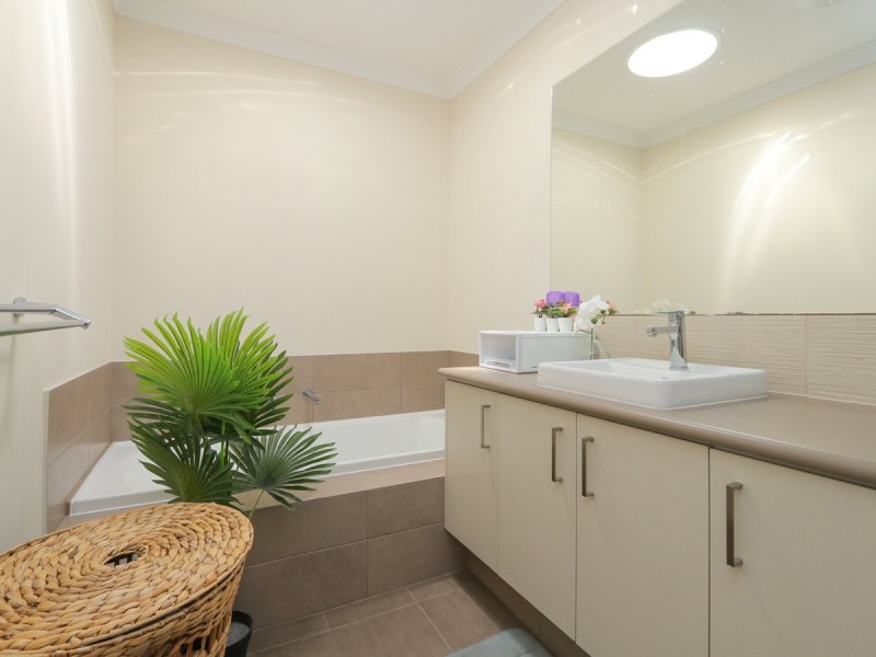 5 Volta Way, Success WA 6164