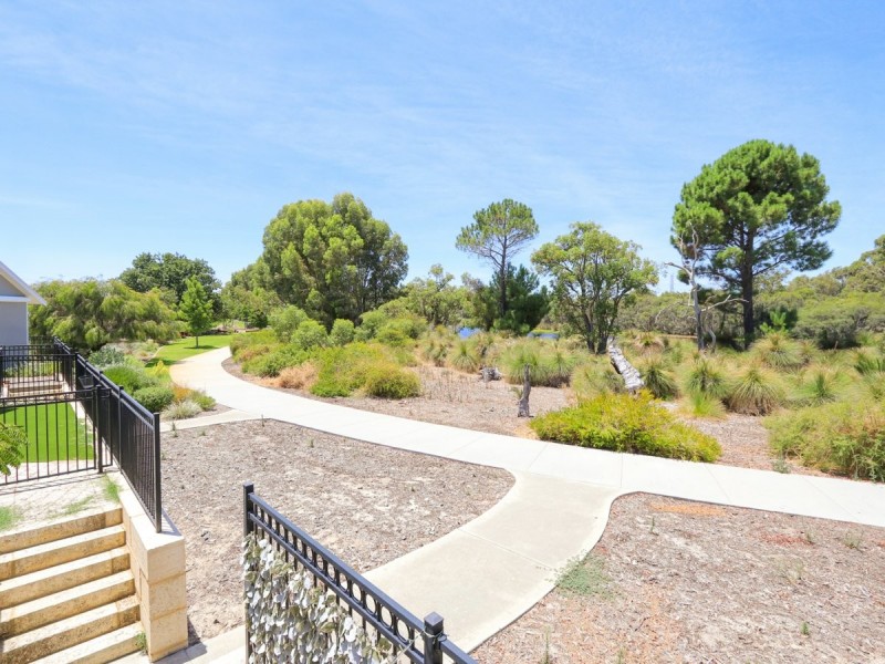 5 Volta Way, Success WA 6164