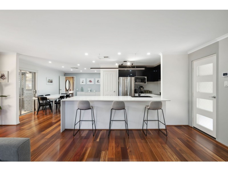 53 Henry Bull Drive, Bull Creek WA 6149