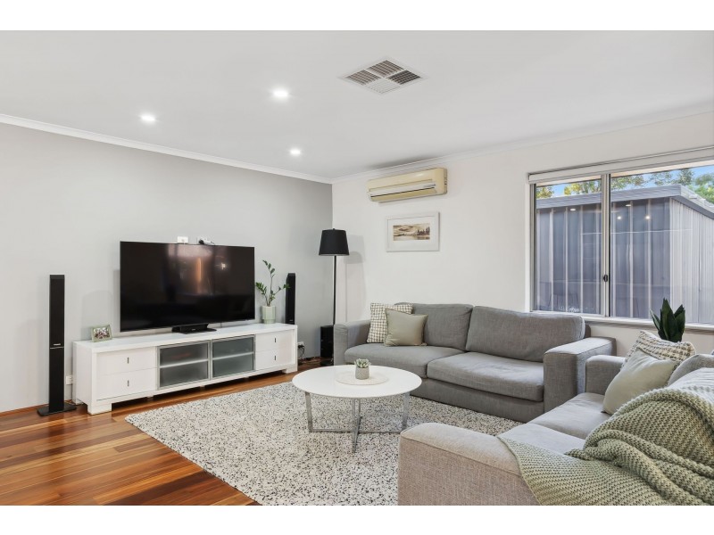 53 Henry Bull Drive, Bull Creek WA 6149