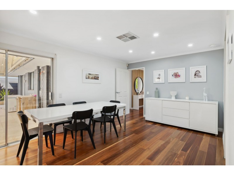 53 Henry Bull Drive, Bull Creek WA 6149