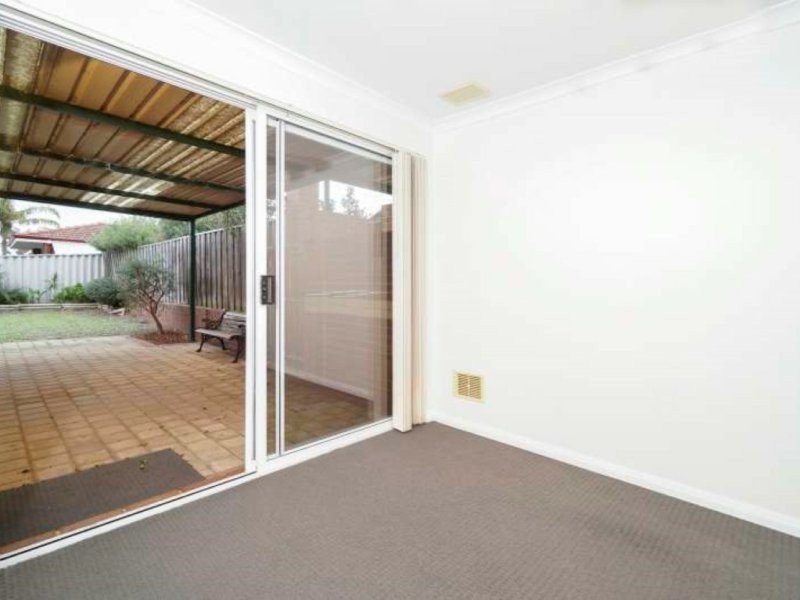 4/201 Glen Iris Drive, Jandakot WA 6164