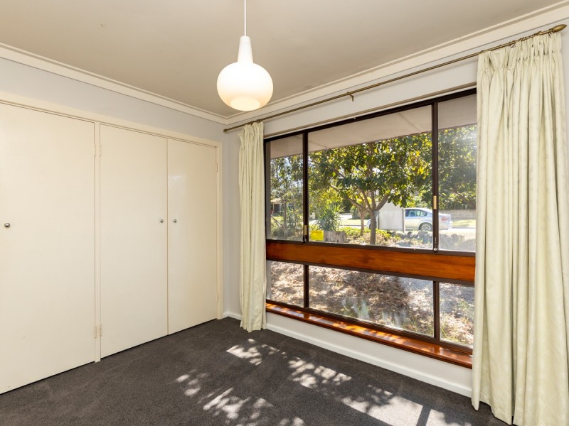 14 Benzie Way, Parkwood WA 6147