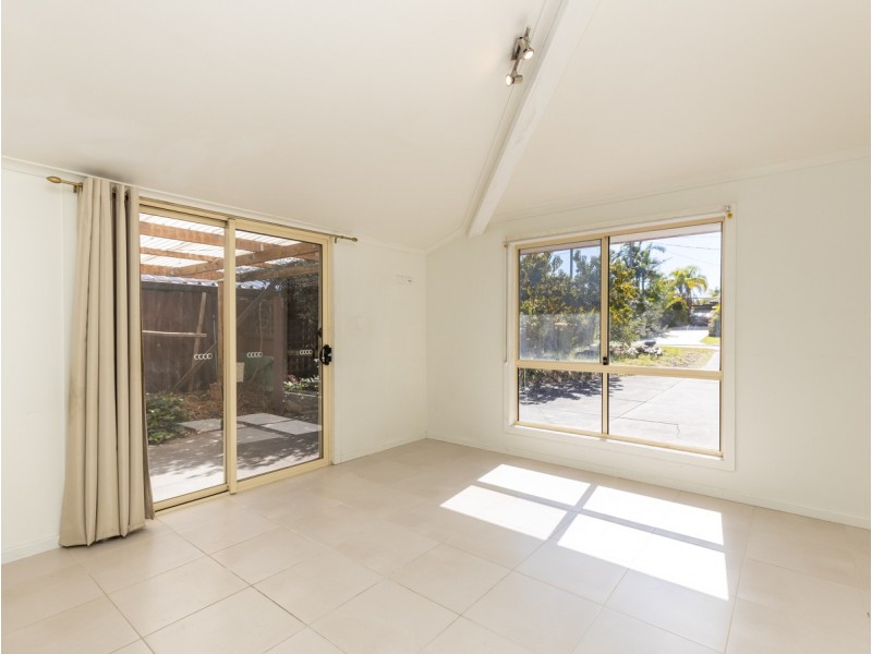 14 Benzie Way, Parkwood WA 6147