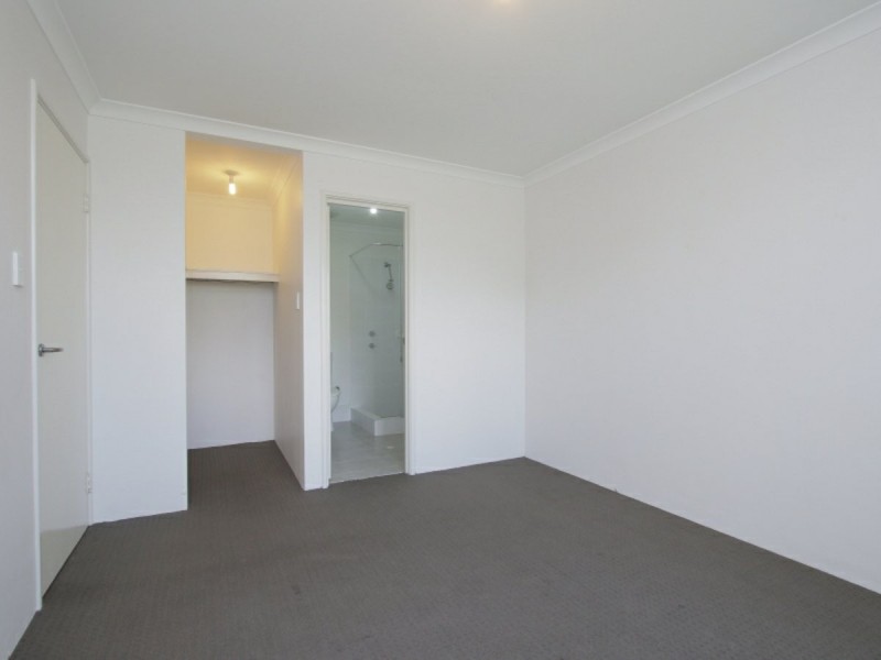 1/197 Kent Street, Rockingham WA 6168