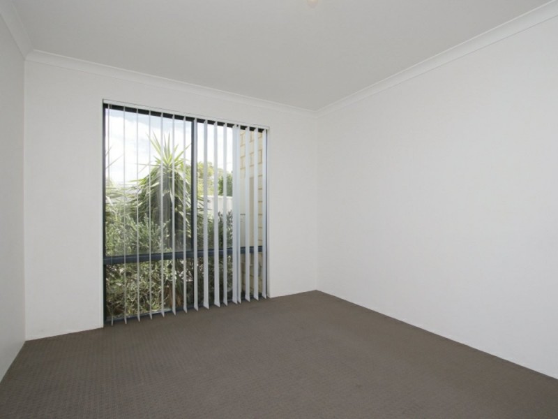 1/197 Kent Street, Rockingham WA 6168